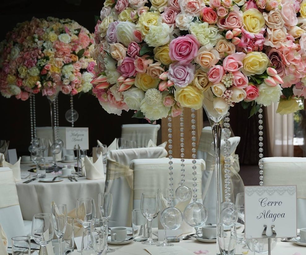 Wedding centre pieces to hire in Manchester & Cheshire
