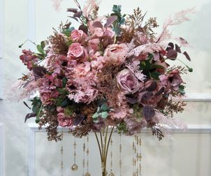 Tall Dusky Blush Pink Wedding Centre Piece Flowers